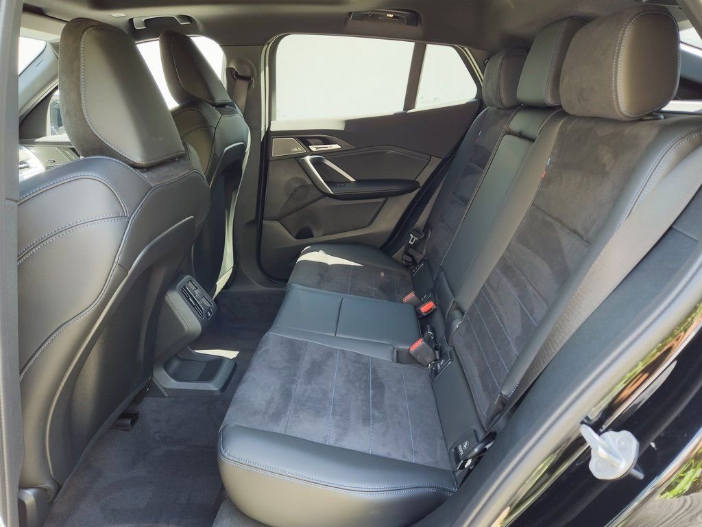 2026 BMW X2 35i - Photo 17