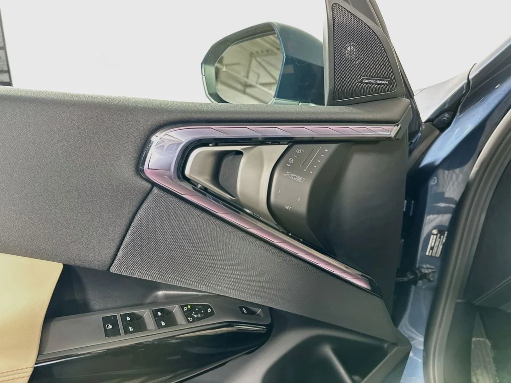 New 2026 Blue Metallic BMW 30 xDrive image 23