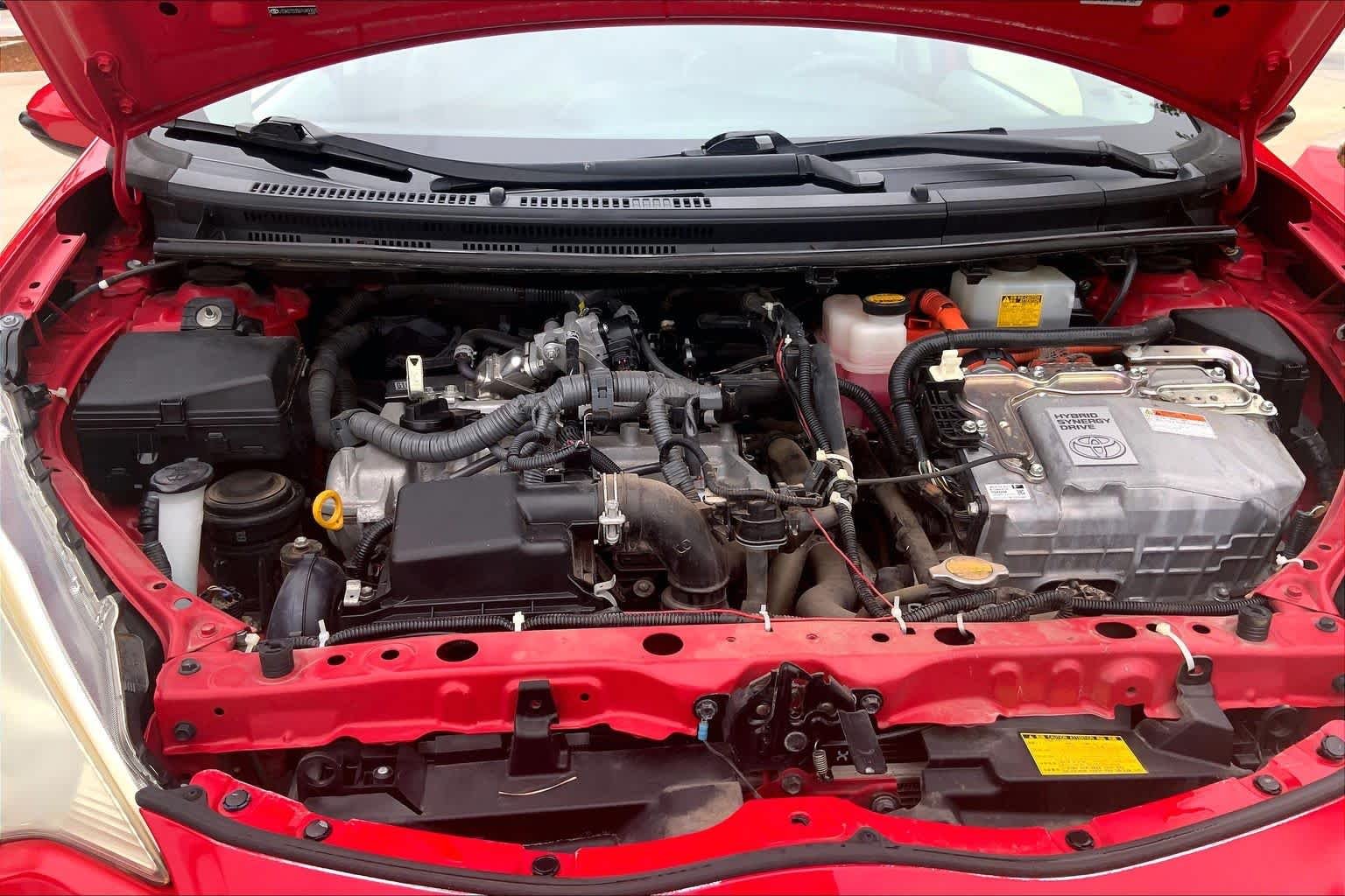 Used 2013 Absolutely Red Toyota Three image 29