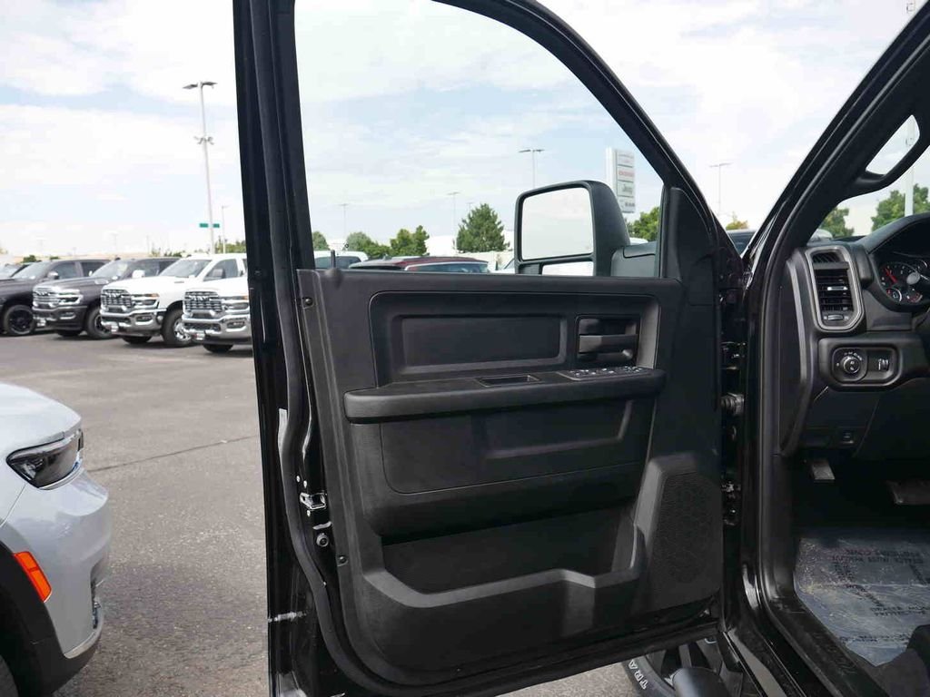 2026 RAM 2500 Tradesman/Black Express - Photo 32