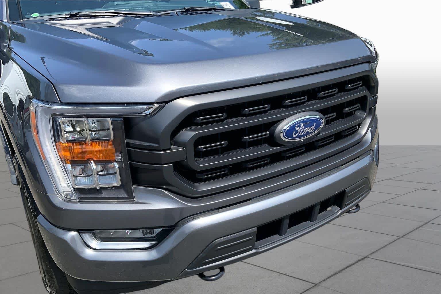 Used 2022 Carbonized Gray Ford XLT image 30