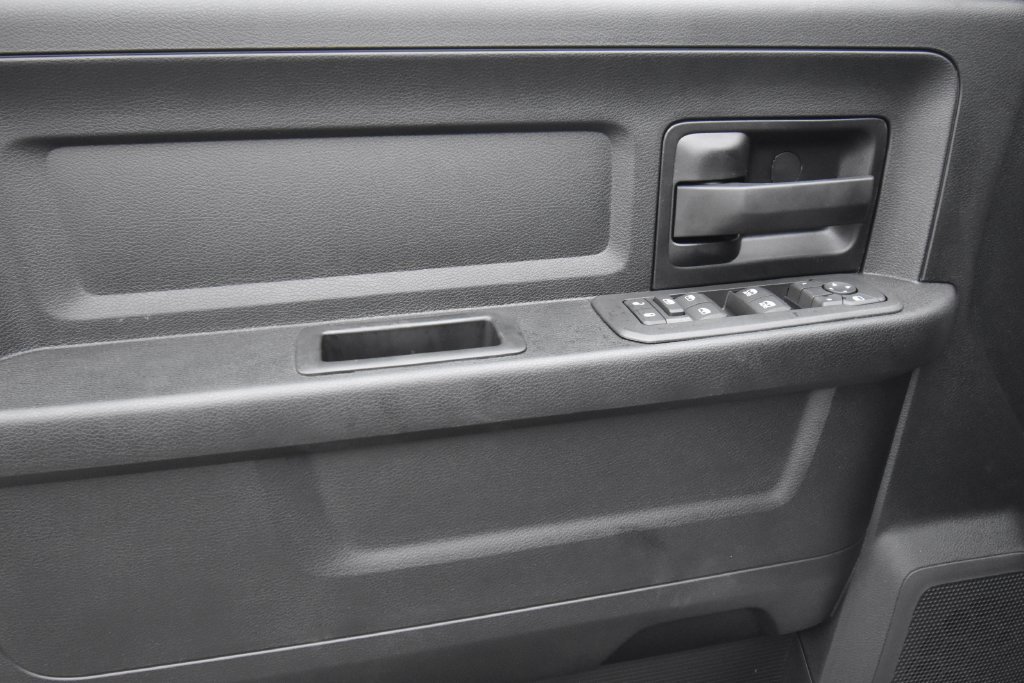 New 2027 Bright White Clear-Coat Exterior Paint RAM Tradesman image 31
