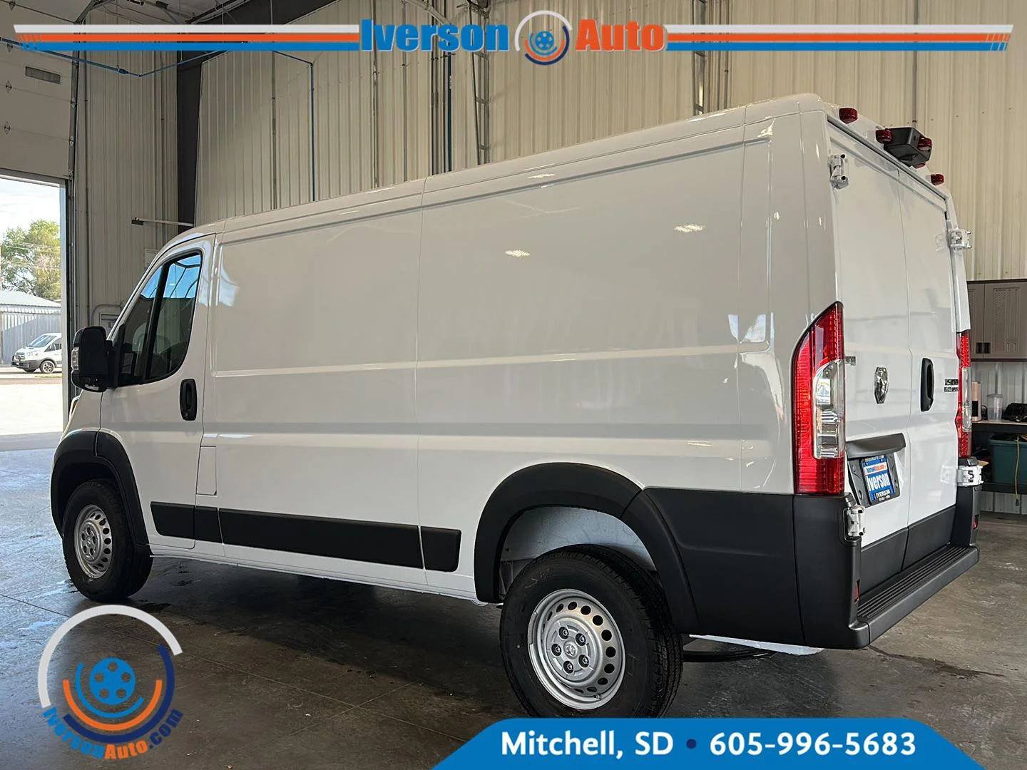 New 2027 Bright White Clearcoat Ram SLT image 5