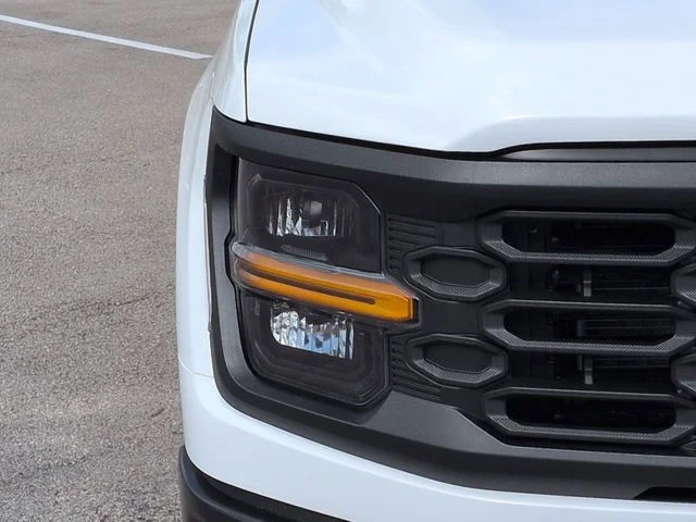 New 2026 Oxford White Ford XL image 10
