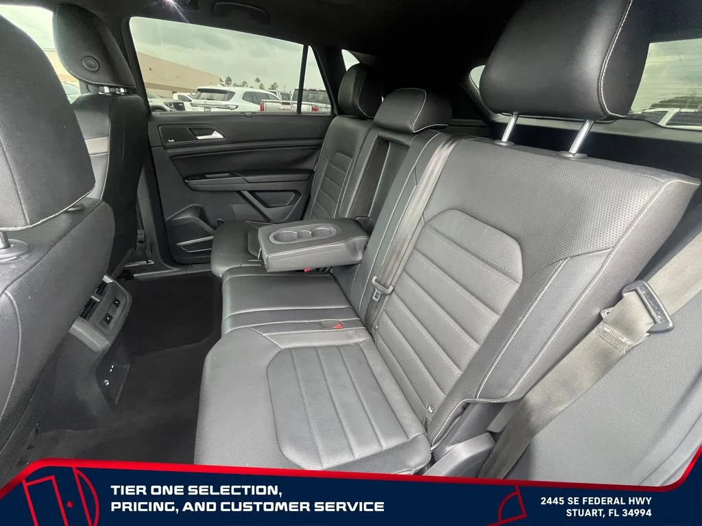 Used 2020 Gray Volkswagen 3.6L V6 SEL Premium image 31