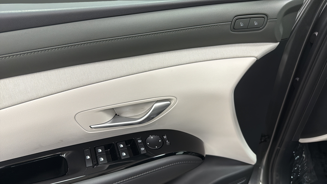 Used 2026 Amazon Gray Hyundai Limited image 22