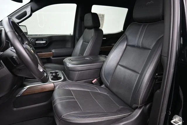 Used 2020 Black Chevrolet High Country image 13