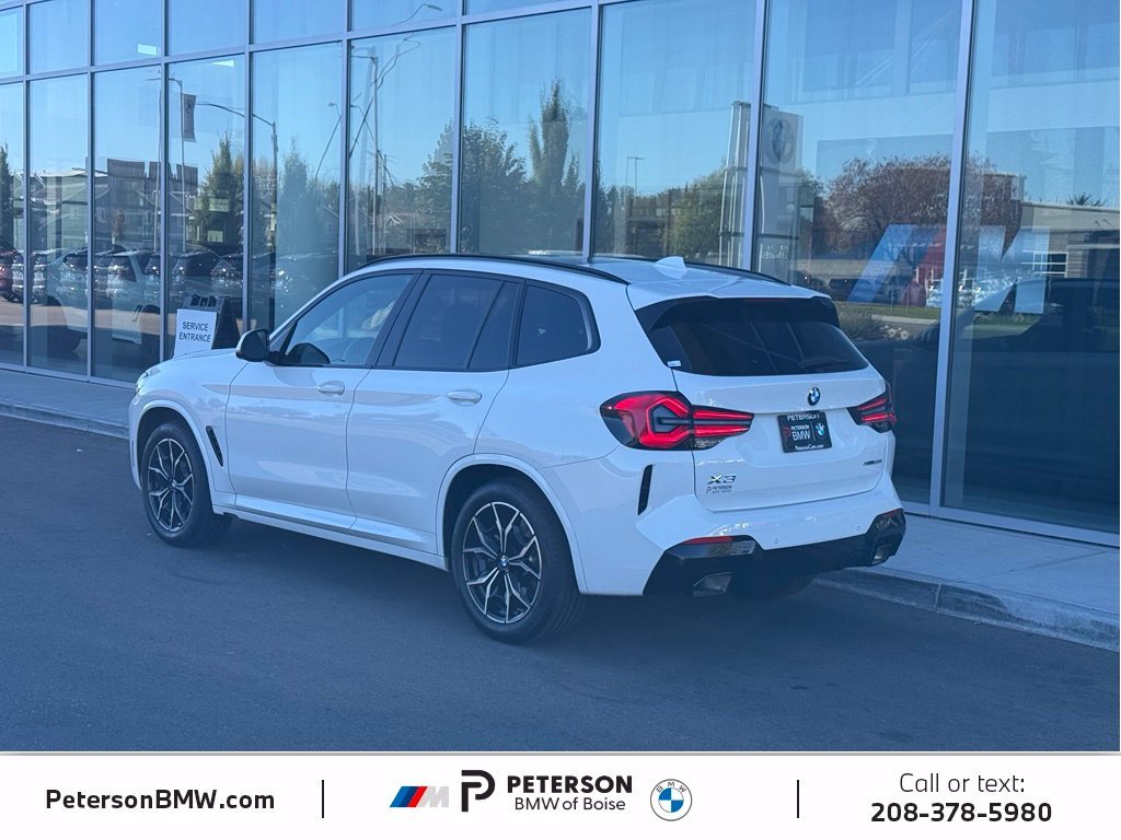 Used 2024 White BMW xDrive30i image 3