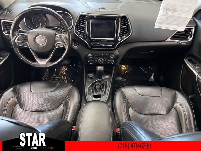 Used 2019 Granite Crystal Metallic Clearcoat Jeep Limited image 14