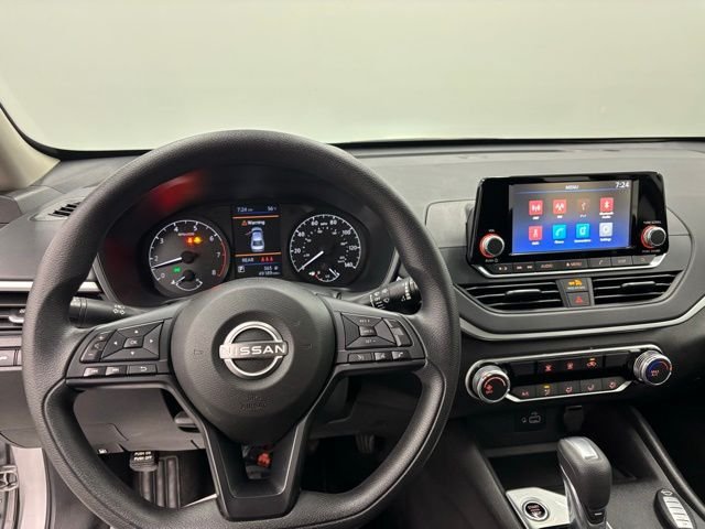 Used 2024 Silver Nissan 2.5 S image 14