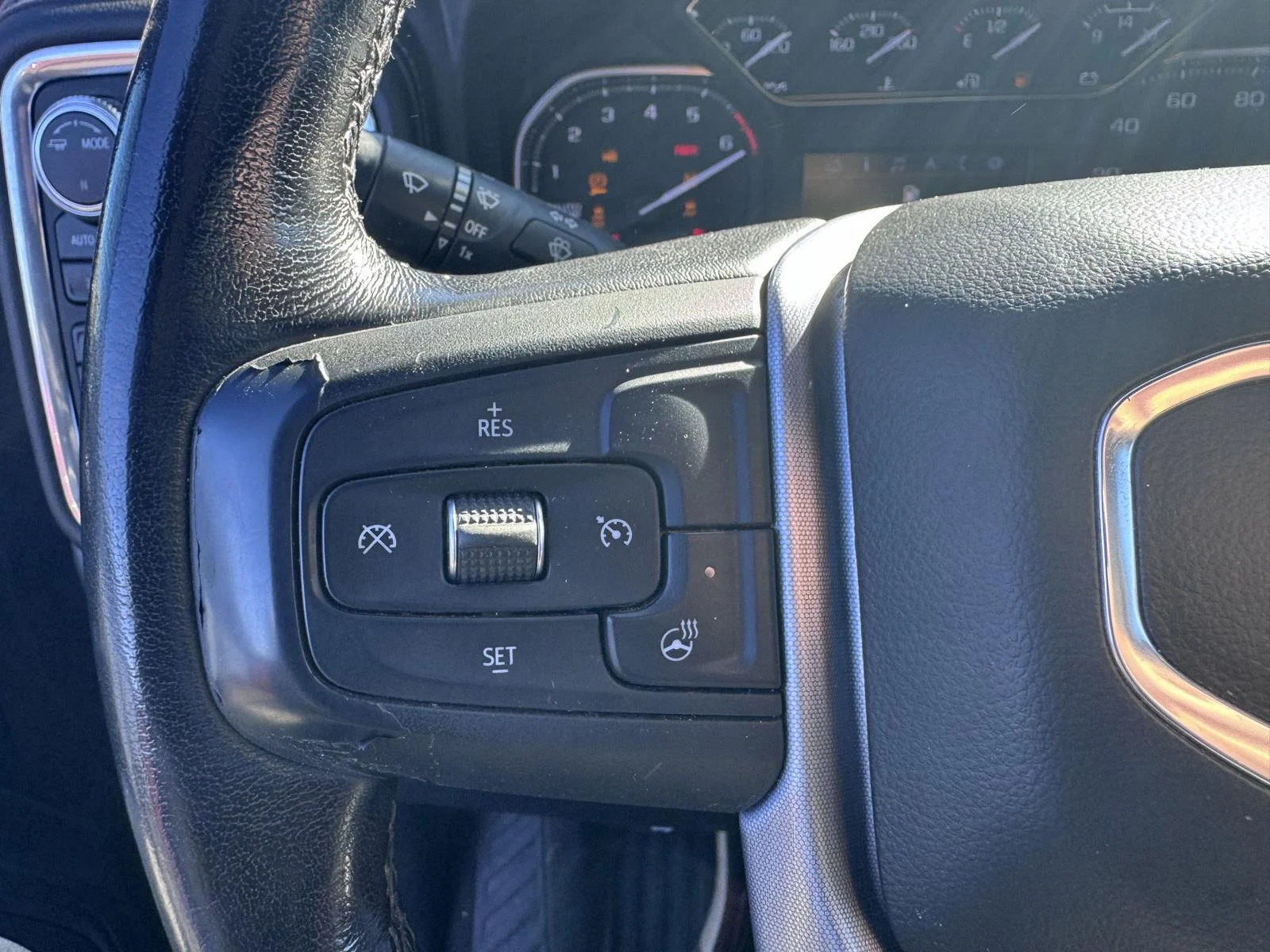 Used 2020 Satin Steel Metallic GMC SLE image 13