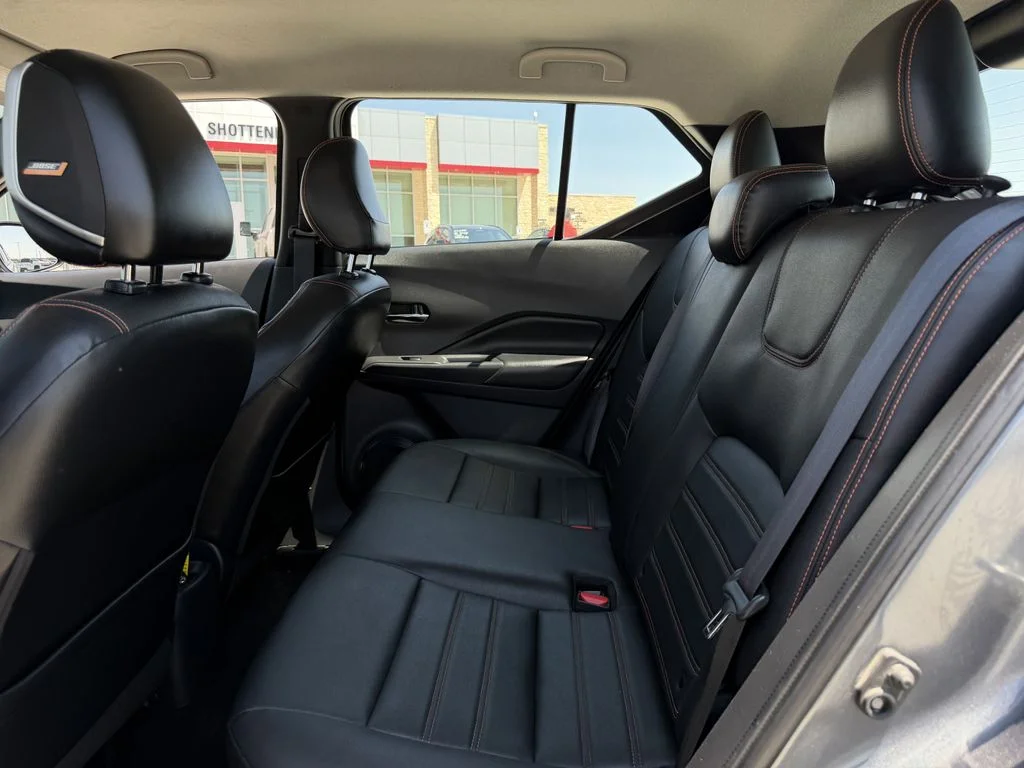 Used 2019 Gray Nissan SR image 28