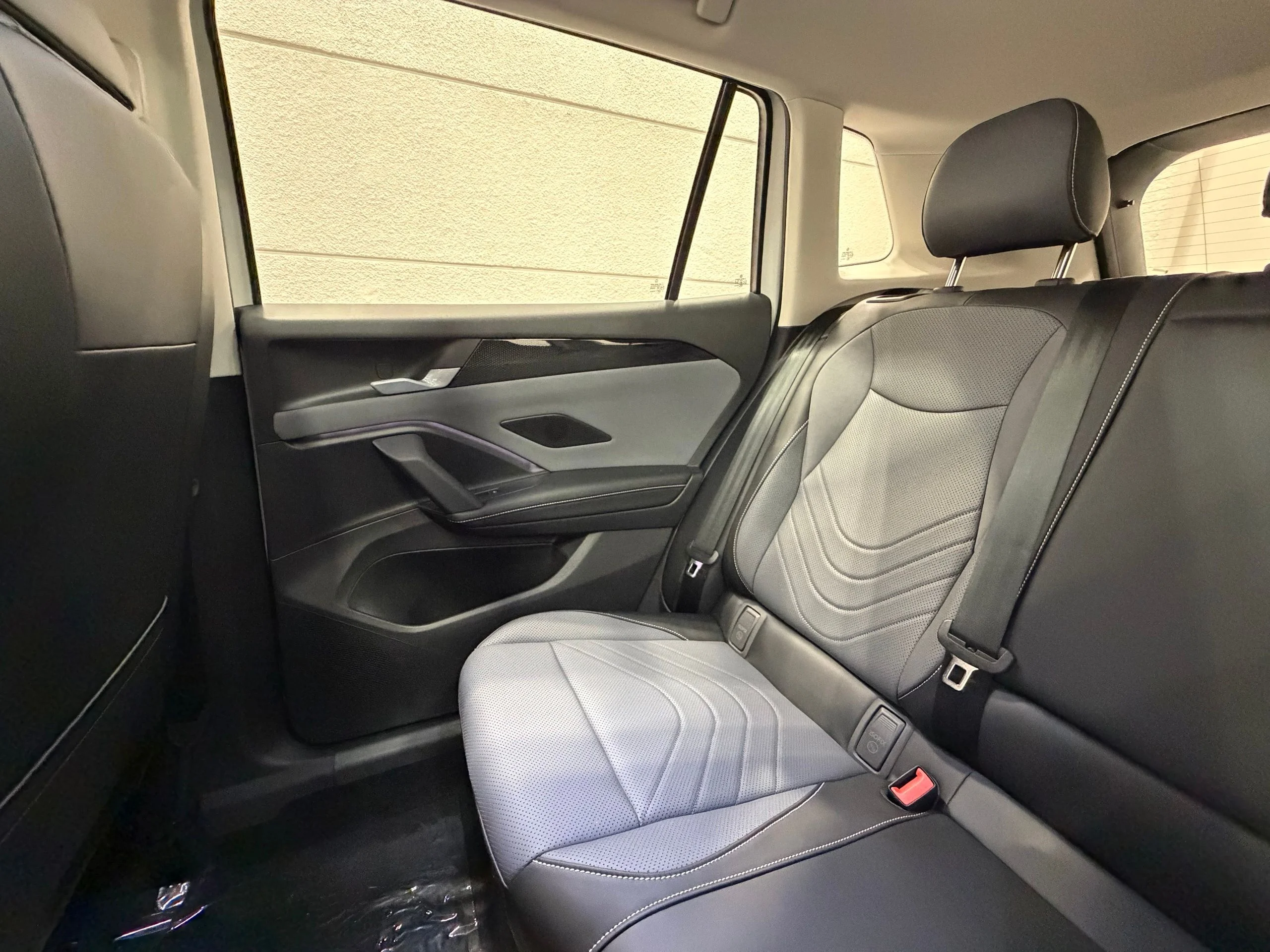 New 2026 White Volkswagen SE image 33