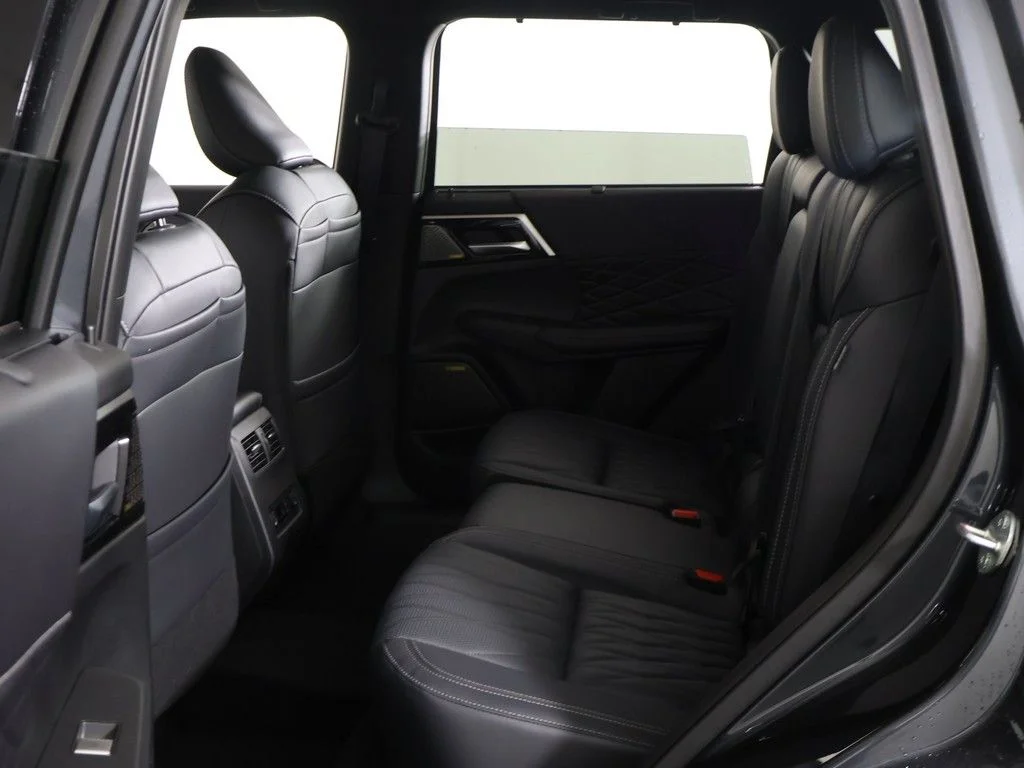 New 2026 Gray Mitsubishi Black Edition image 36