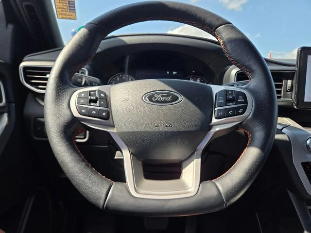 Used 2022 White Metallic Ford Timberline image 16