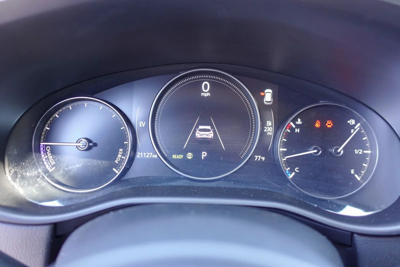 Certified Used 2025 Wind Chill Pearl Mazda Premium image 21