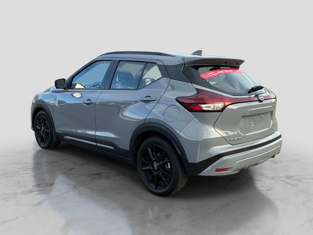 Used 2024 Gray Nissan SR image 5