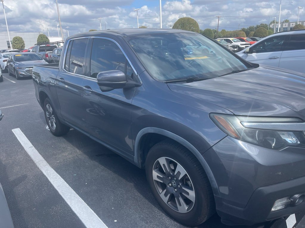 Used 2018 Modern Steel Metallic Honda RTL-T image 3