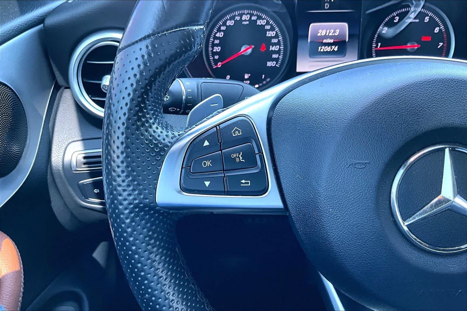 Used 2018 Polar White Mercedes-Benz C 300 image 24