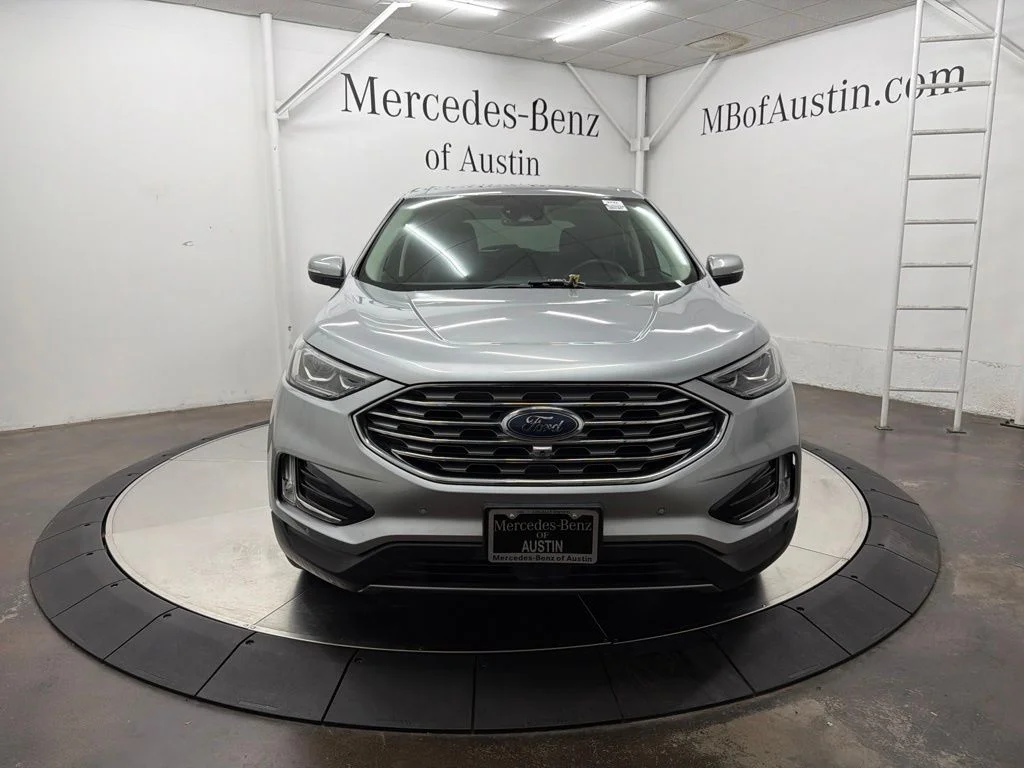 Used 2022 Silver Ford Titanium image 2