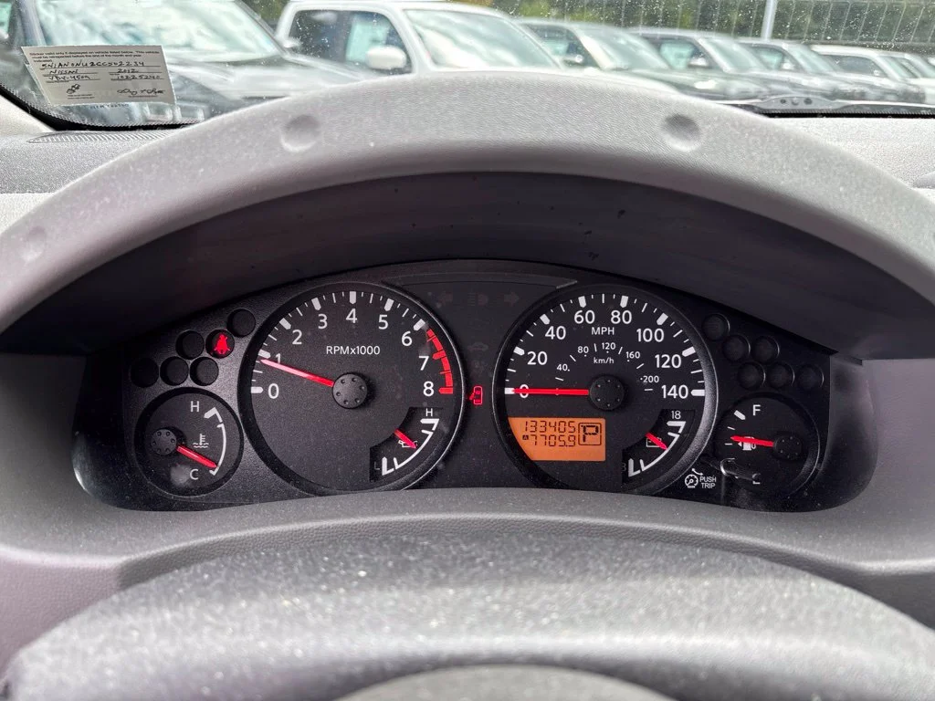 Used 2012 Red Nissan S image 10