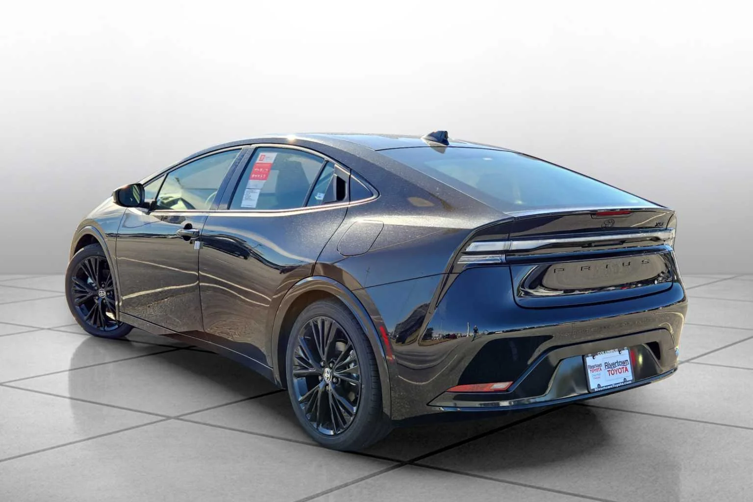 2026 Toyota Prius Plug-in Hybrid Nightshade - Photo 13