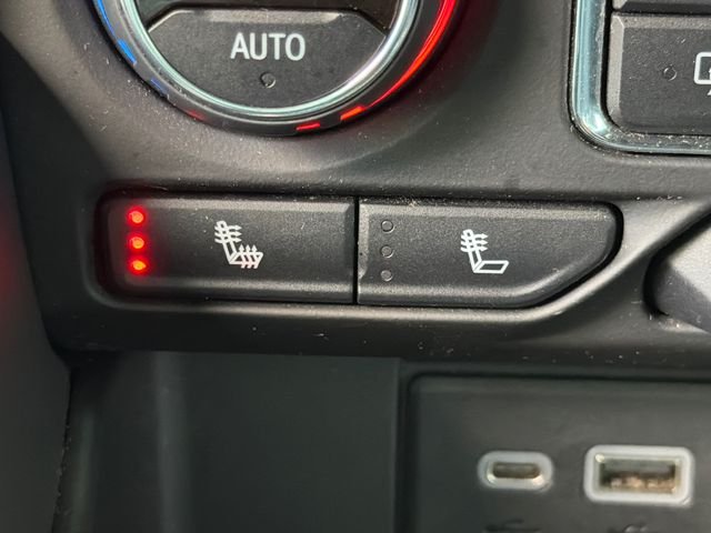 Used 2021 Blue Chevrolet RST image 31