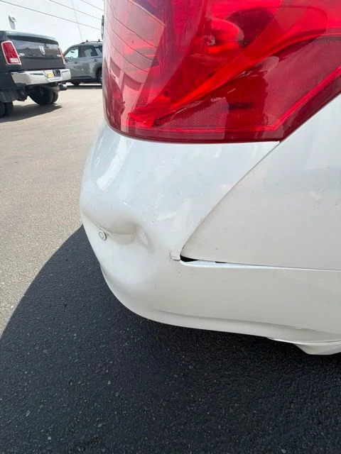 Used 2013 White INFINITI X image 13