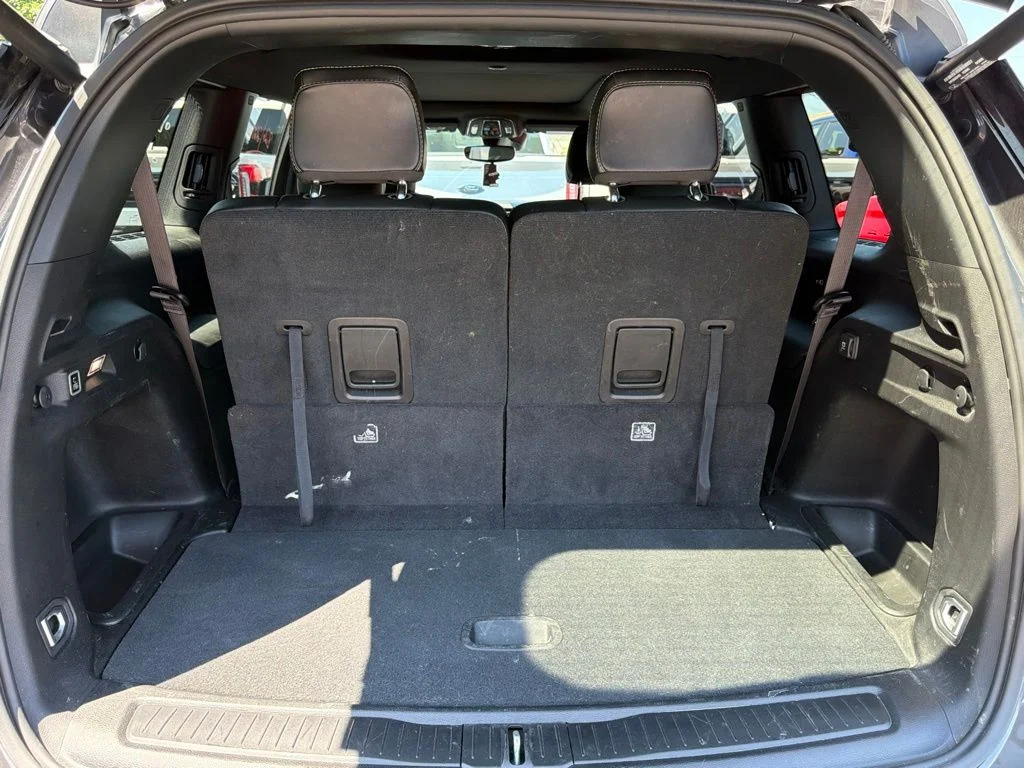 Used 2024 Metallic Jeep Limited image 20