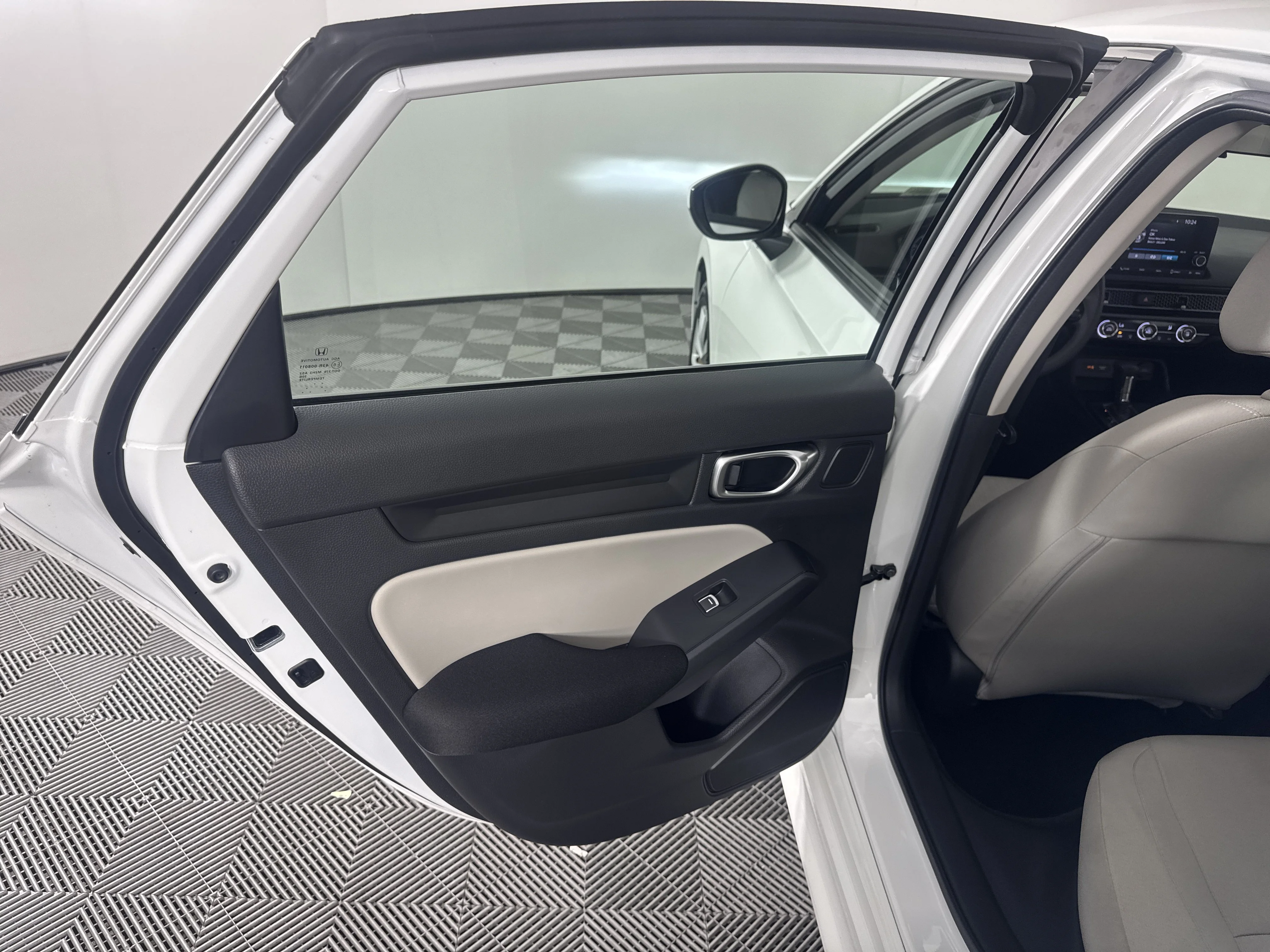 2023 Honda Civic LX - Photo 16