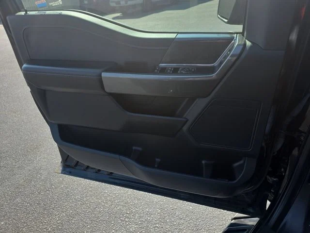 Used 2023 Black Ford XLT image 27