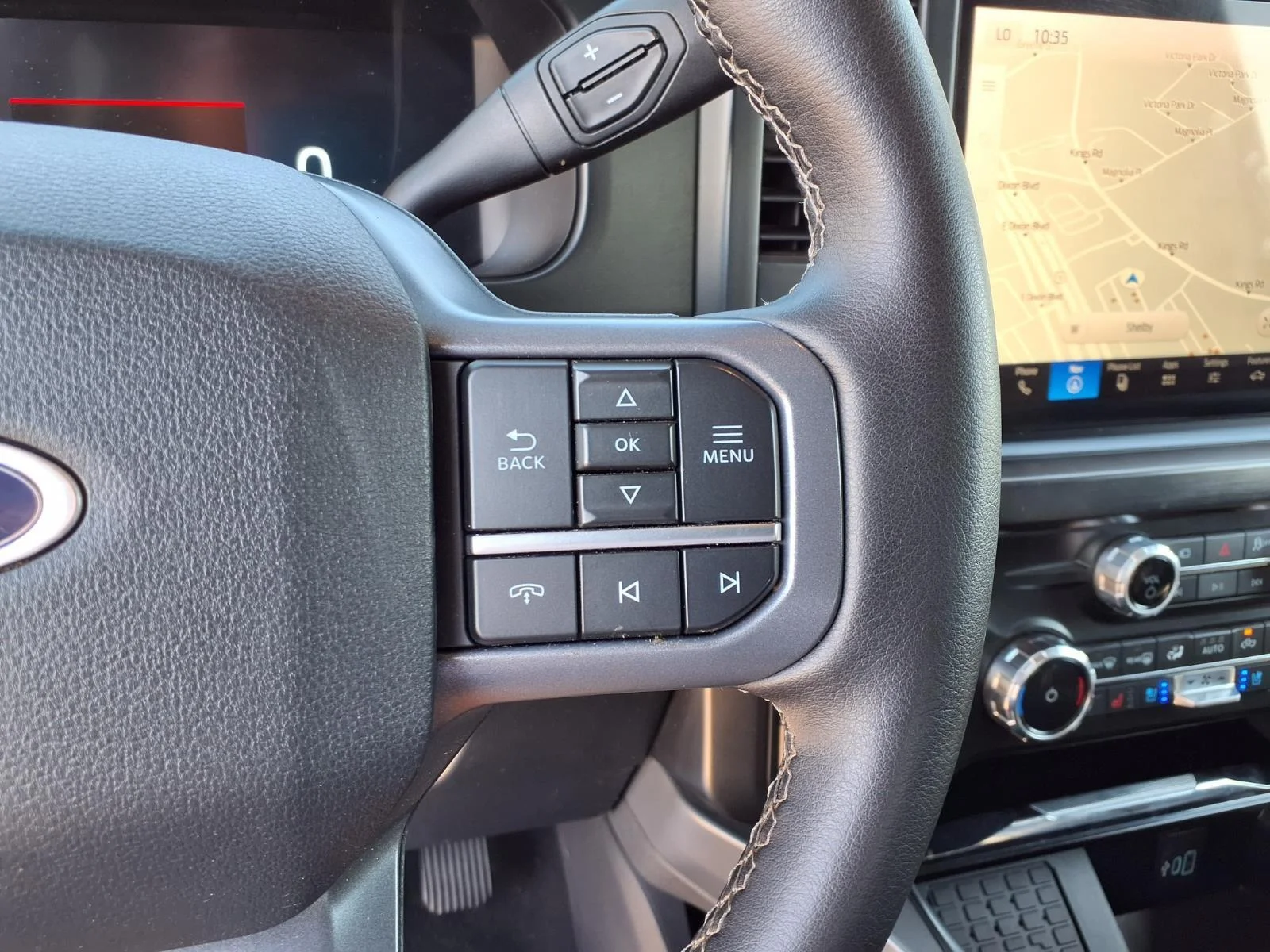 Used 2026 WHITE Ford LARIAT image 28