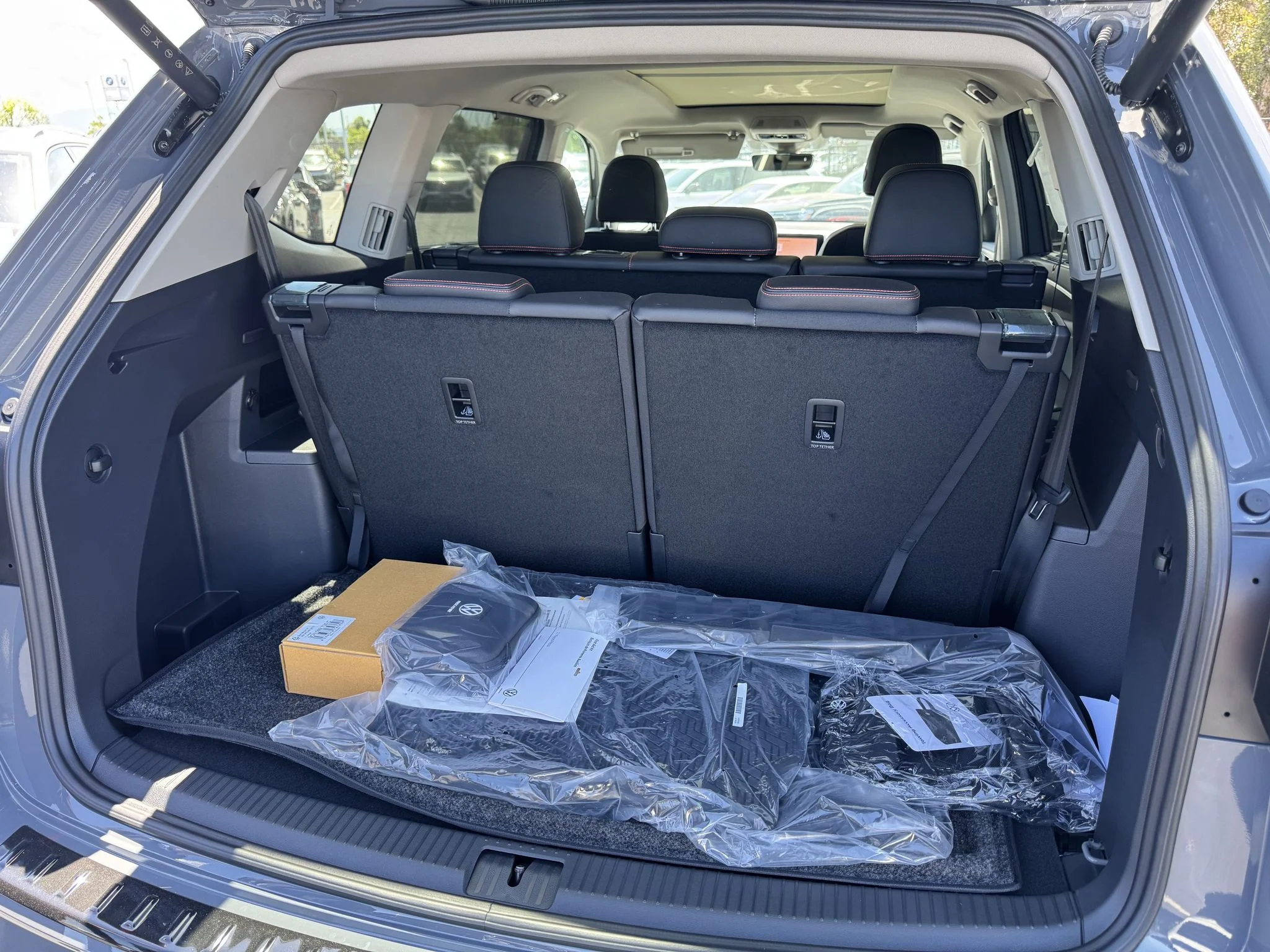 New 2026 Pure Gray Volkswagen 2.0T Peak Edition image 31