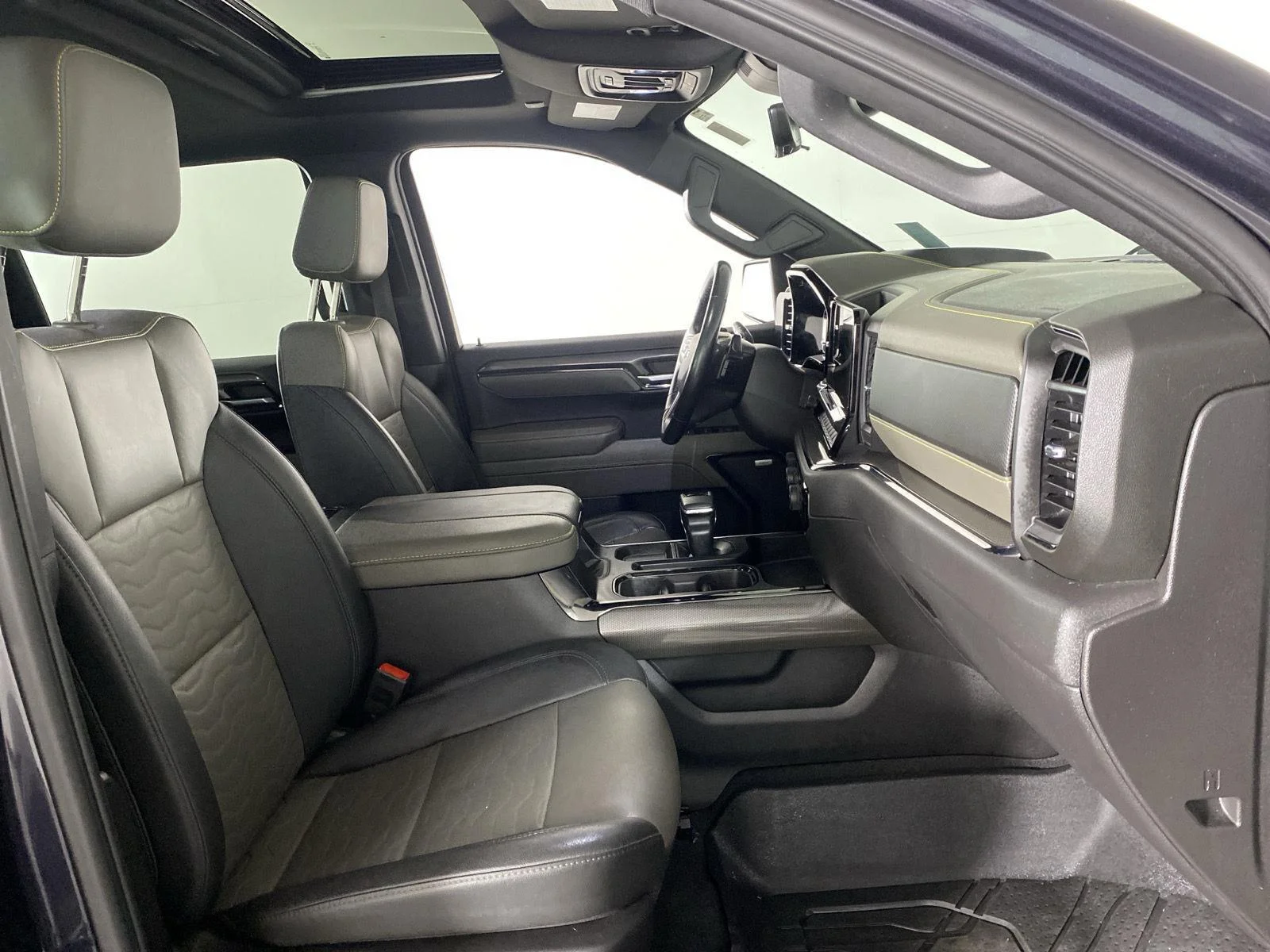 Used 2023 Dark Ash Metallic Chevrolet ZR2 image 38