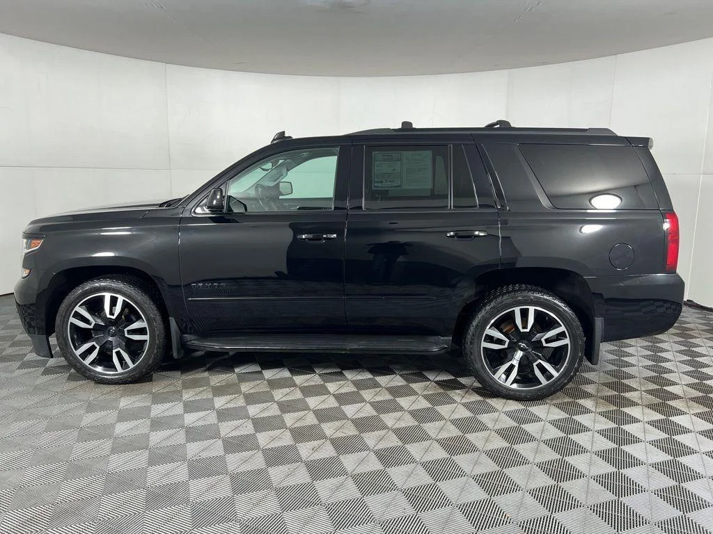 Used 2020 Black Chevrolet Premier image 29