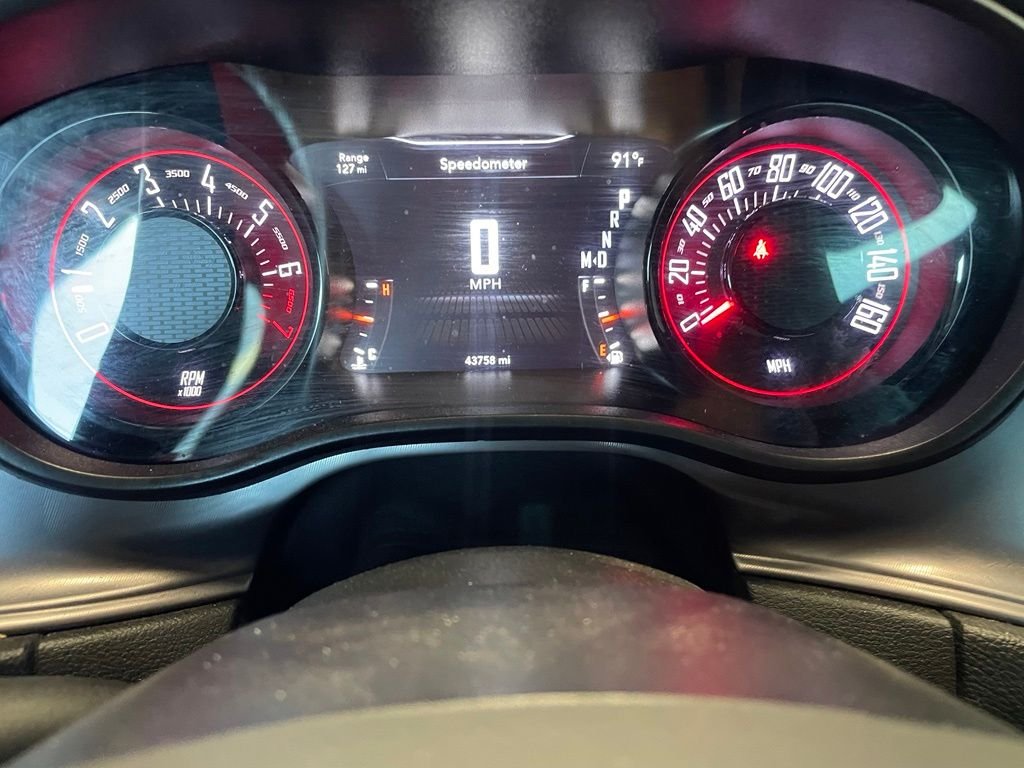 Used 2023 Green Dodge SXT image 7