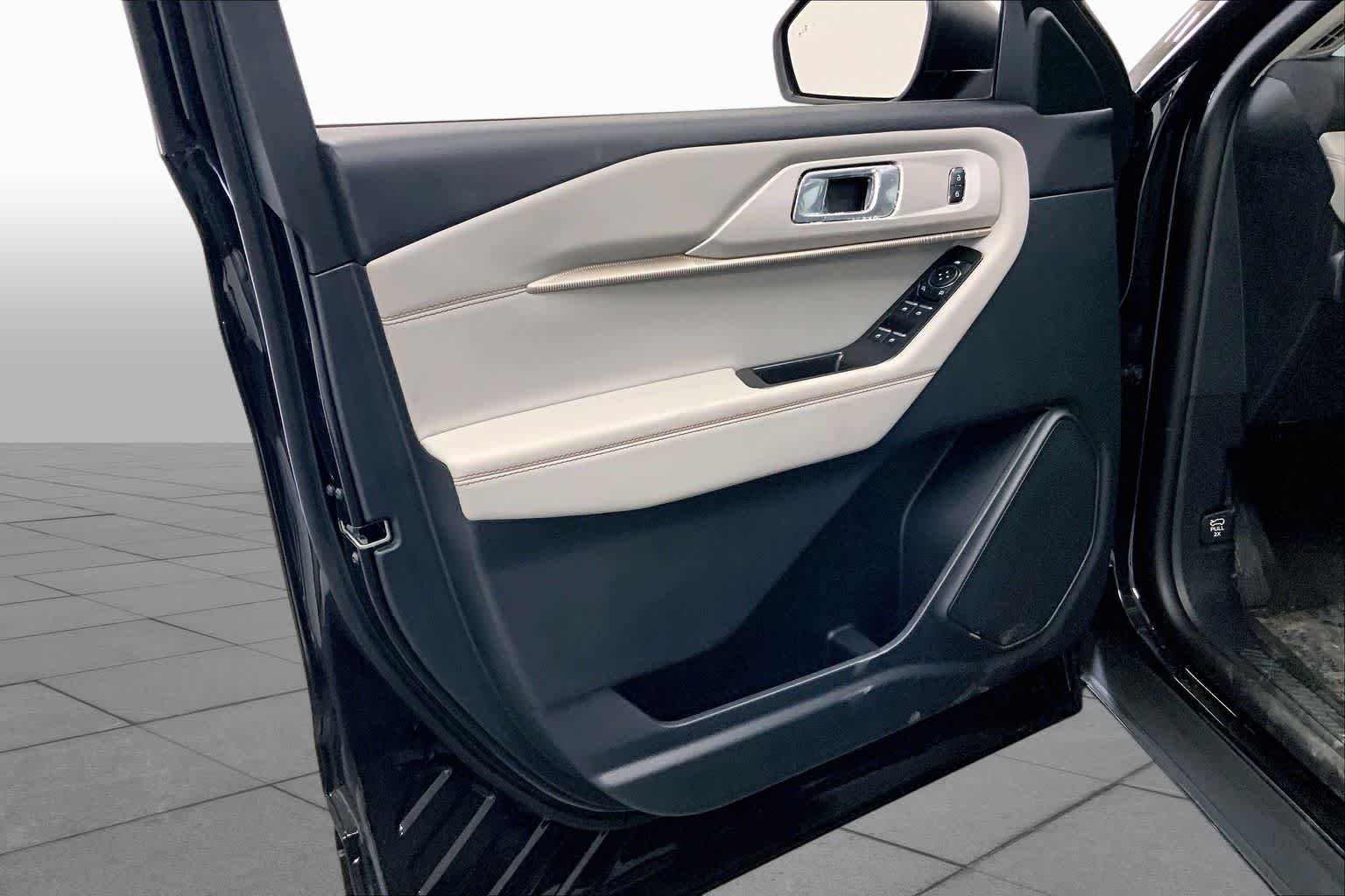 2026 Ford Explorer Active - Photo 10