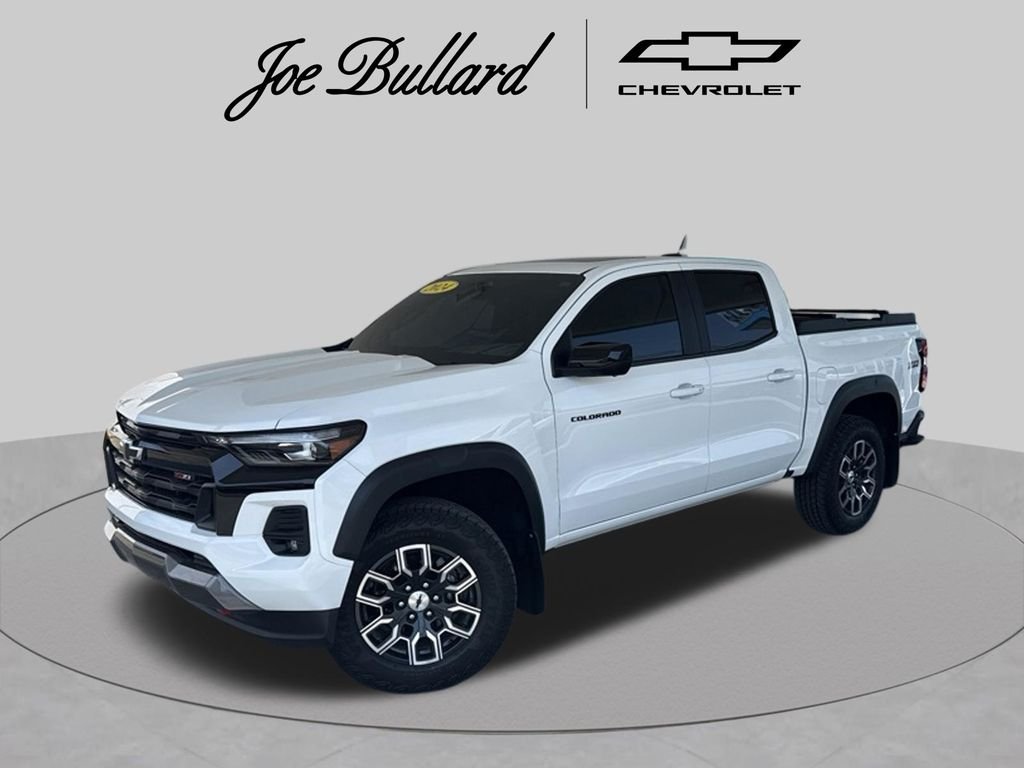 Used 2024 White Chevrolet Z71 image 1