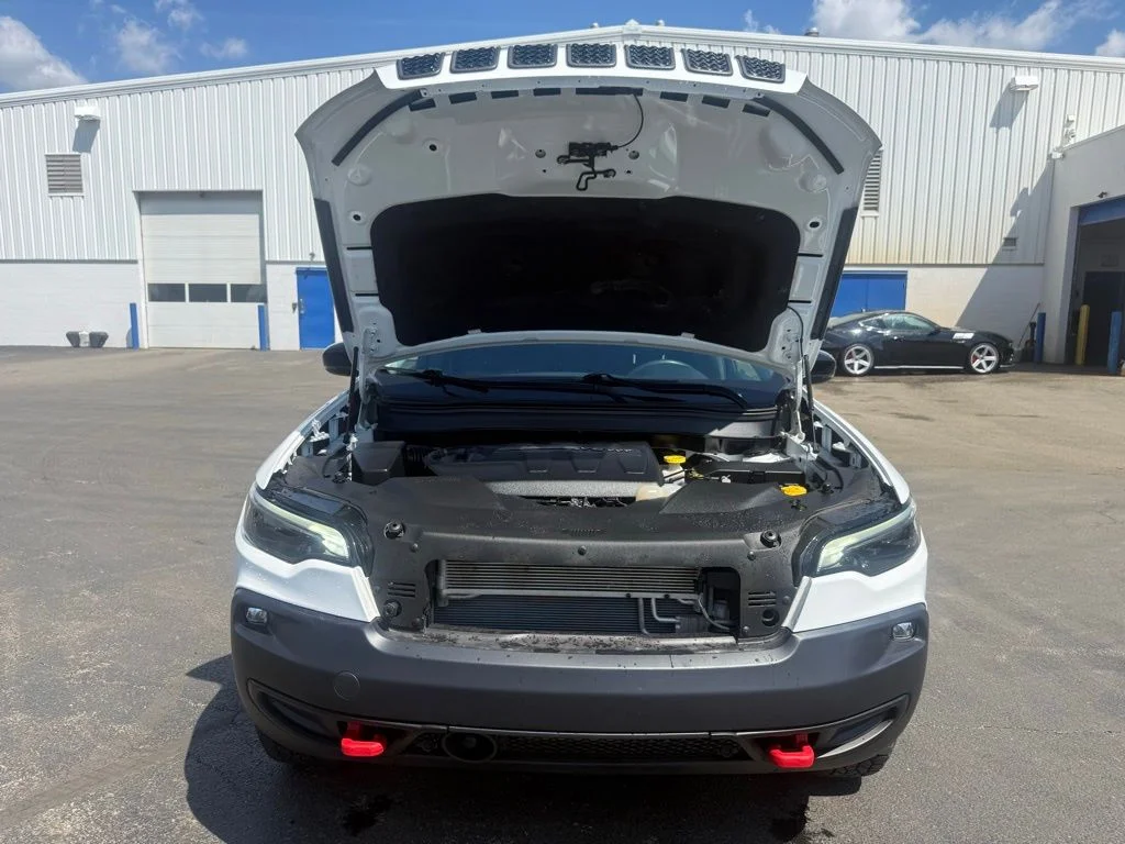 Used 2022 White Jeep Trailhawk image 61