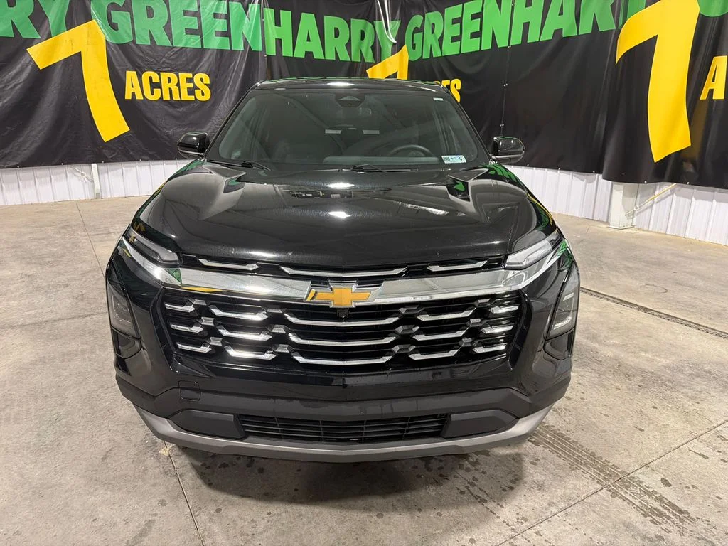 Used 2026 Mosaic Black Metallic Chevrolet AWD LT image 10