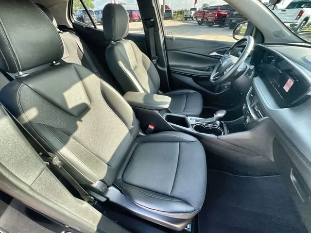 Used 2025 Ebony Twilight Metallic Buick Preferred image 27