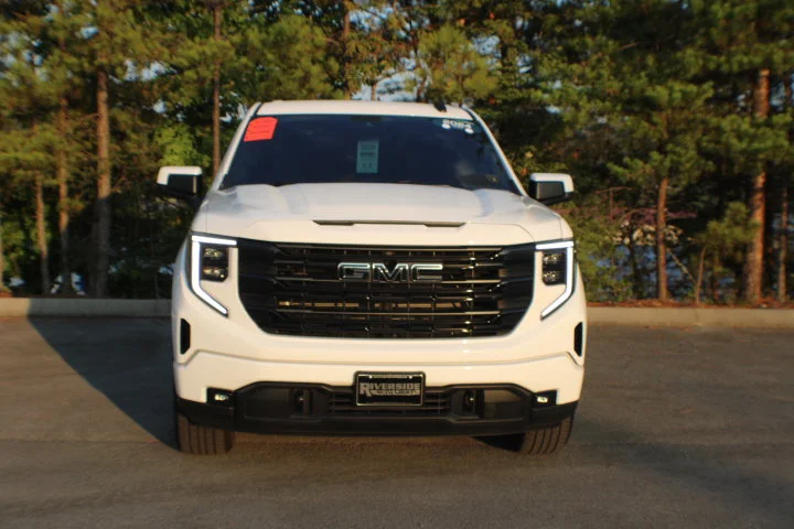 Certified Used 2024 Summit White GMC Elevation image 18