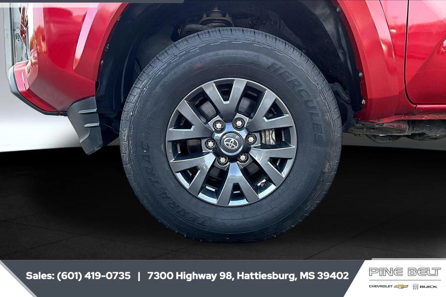 Used 2022 Barcelona Red Metallic Toyota SR5 image 8