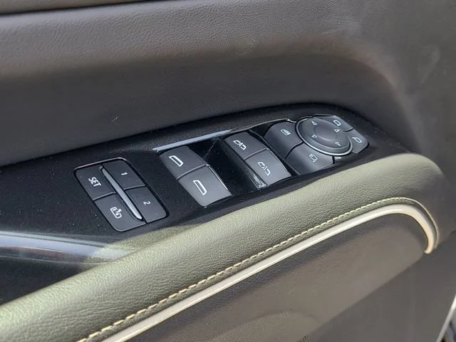 Used 2023 Black Raven Cadillac Premium Luxury image 18