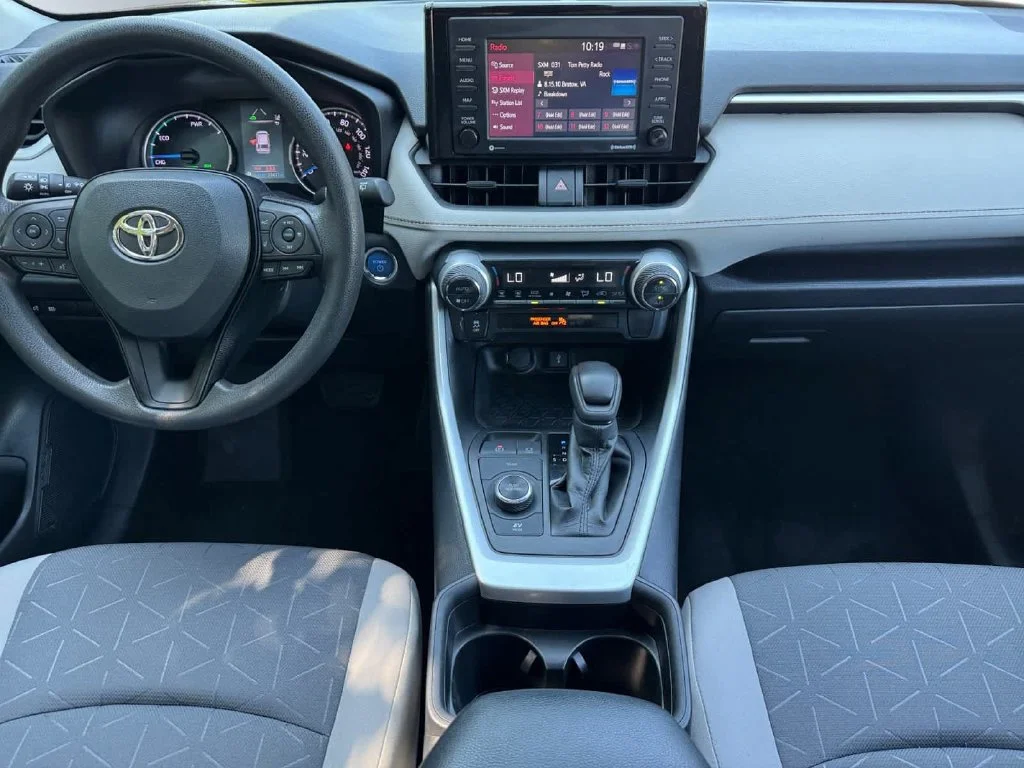 Used 2021 Red Toyota XLE image 6