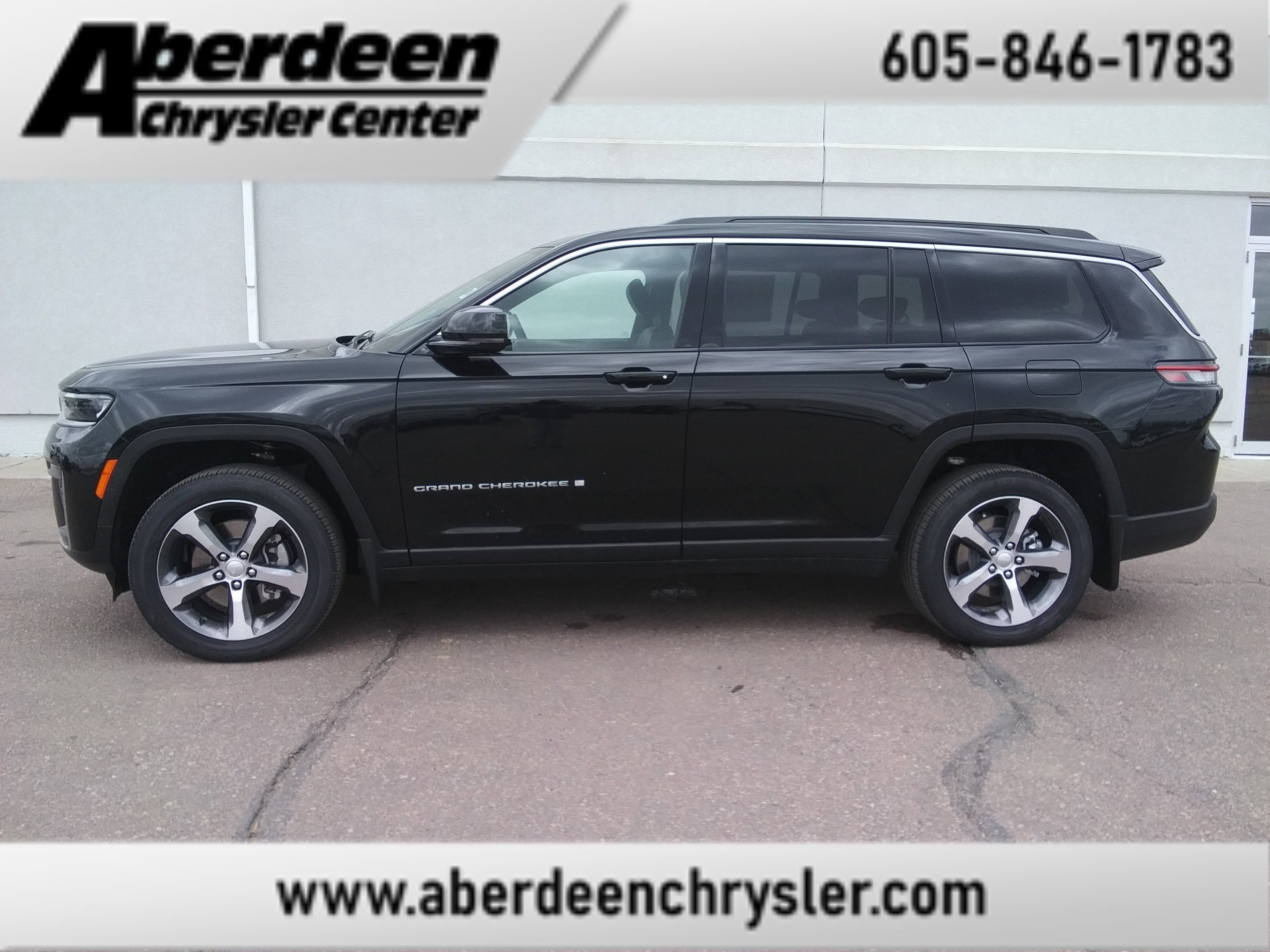 2026 Jeep Grand Cherokee L Limited 4x4's photo