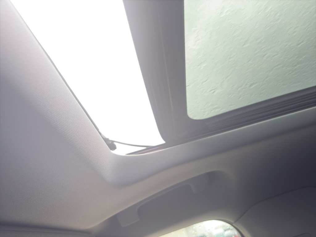 Used 2020 Silver Spruce Metallic Ford XLT image 4