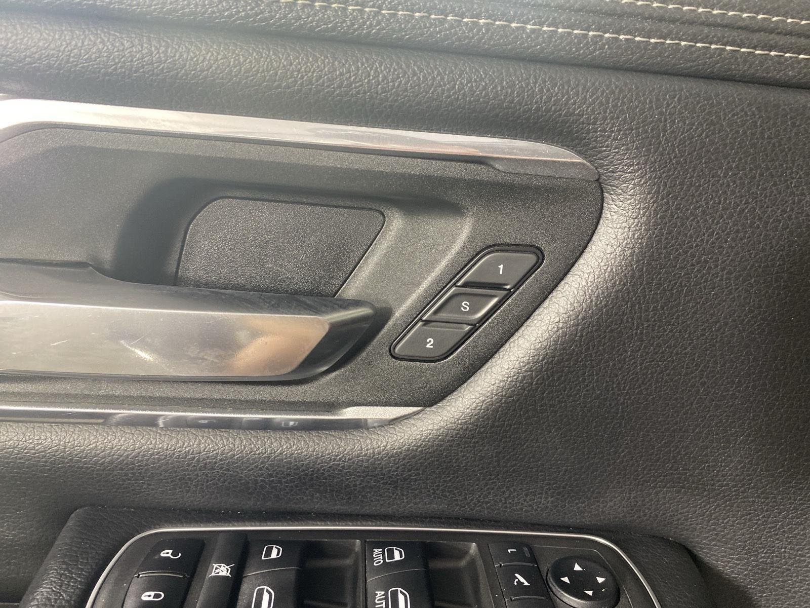 Used 2021 Granite Crystal Metallic Clearcoat Ram Laramie image 26