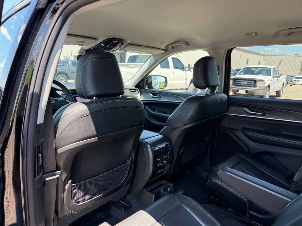 Used 2023 Black Jeep Limited image 8