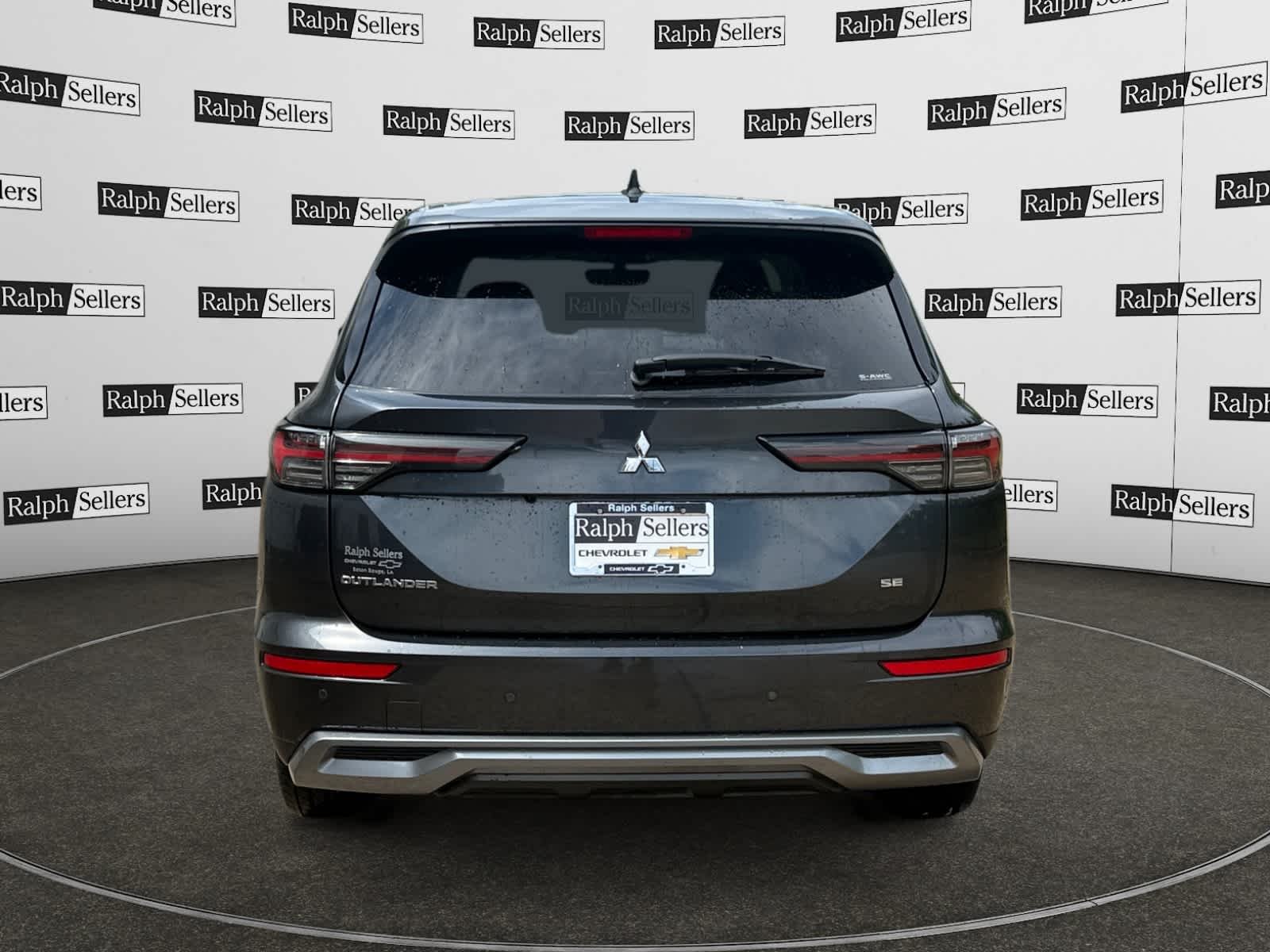 Used 2025 Gray Mitsubishi SE image 5
